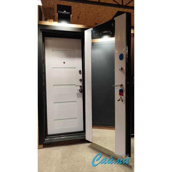 Входная Дверь T-Doors с терморазрывом и большим зеркалом Серебро/Эмалит Белый